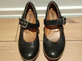 Fine damesko, Ecco, skind, sort, str. 39.