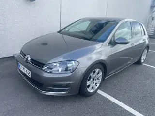 VW Golf VII 1,4 TSi 140 Highline DSG BMT