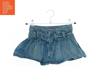 Denim nederdel med bælte fra Mads & Mads (str. 92)