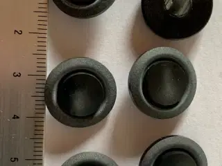 Knapper, nye - Pris 10 kr/foto