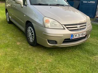 Suzuki Liana 1.6 L