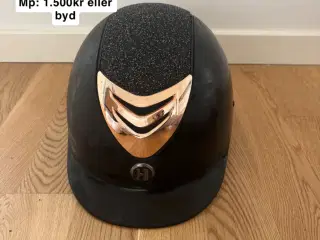 Rideudstyr sælges 