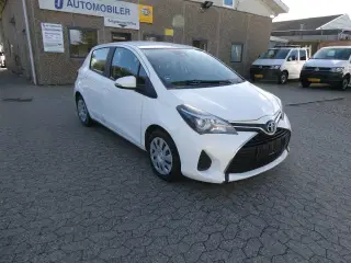 Toyota Yaris 1,4 D-4D T2 Van