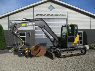 Volvo ECR 88 D pro med Engcon rotortilt og klo