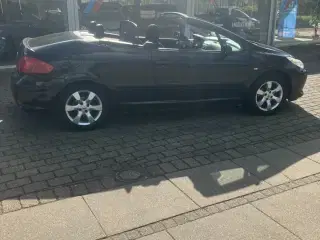 Peugeot 307 2,0 16V CC