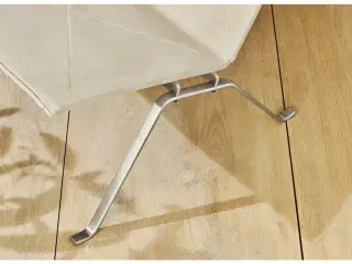 PK22™  Designet af Poul Kjærholm