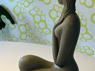 Skulptur af granit 