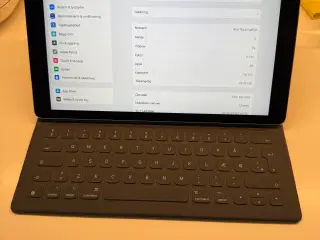 iPad Pro Max 12,9” - 1. Gen. 128 GB med tastatur 