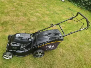  Texas Razor selvkørende plæneklipper 