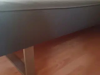 Boxmadras sælges 