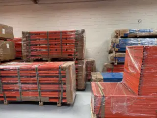 20% RABAT. 3 m Stiger til pallereol. Nye.