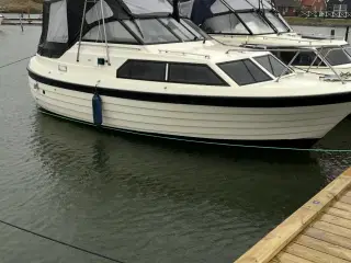 Motorbåd 25 fod scand