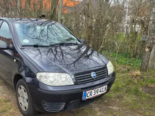 Fiat punto 1.2 Benzin med træk 