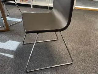 Spisebord med 4 stole