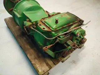John Deere 1065 Gearkasse