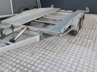 Variant Autotrailer 2000kg