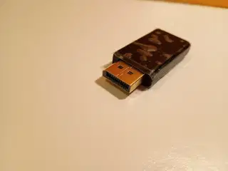 DisplayPort til HDMI adapter
