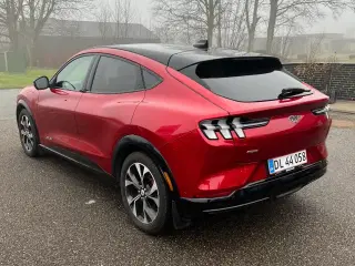 Ford Mustang Mach-E 98 Extended Range AWD