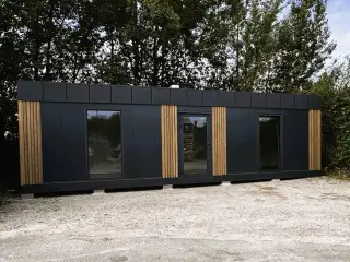 Rummelig pavillon - 10x3 m - 30m² - inkl. AC