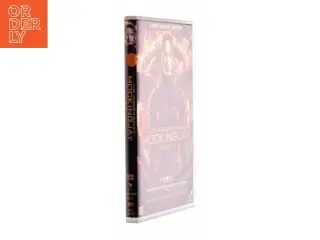 HUNGER GAMES 3, THE, MOCKING J
