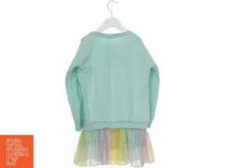 Mintgrøn bluse med isprint og flerfarvet nederdel fra LC Waikiki (str. 122)