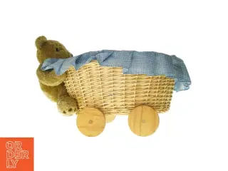 Kurv med hjul, betræk og bamse