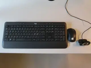 Logitech trådløs keyboard & mus