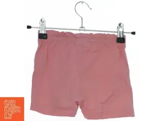 Lyserøde shorts fra Friends (str. 80)