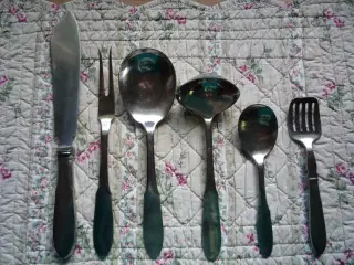 Georg Jensen, Mitra, opøserske