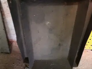 2 spild bakke af stål