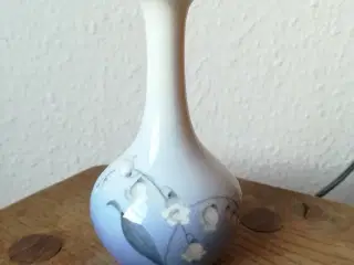 Bing & Grøndahl; vase med liljekonval
