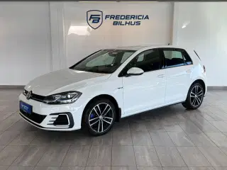 VW Golf VII 1,4 GTE DSG