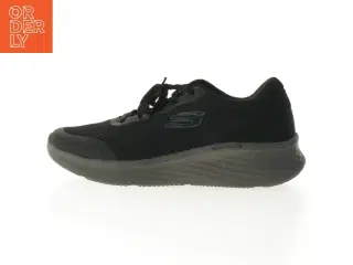 Sorte sneakers fra Skechers (str. 42)