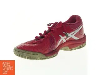 Brugte røde løbesko fra Asics (str. 33,5 )
