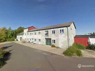 LAGER / GARAGE / ERHVERV – MED EGEN PORT I HEDEHUSENE!