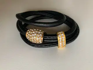 Armbånd med 2 vedhæng