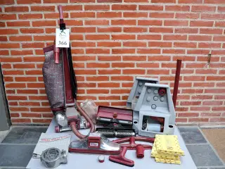  Kirby støvsuger m/div tilbehør