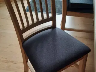 Spise bord med 6 stole 