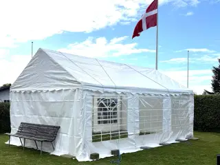 Hvid Partytelt i god stand.