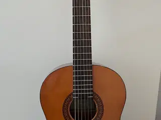 Spansk guitar Yamaha CS45 junior