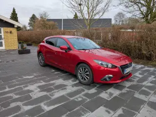 Mazda 3 SkyActiv-G 120 Vision