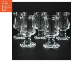 Sæt med 5 glas (str. 5 stk Ø 6 cm længde 11 cm)