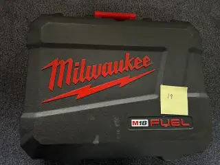 Sømpistol MILWAUKEE M18 FFN-502C