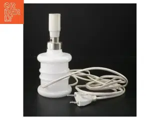 Hvid bordlampe uden skærm fra Royal Copenhagen (str. 18 cm)