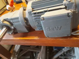 Saw Elmotor 400w