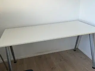 Arbejdsbord til kontor eller krea. 