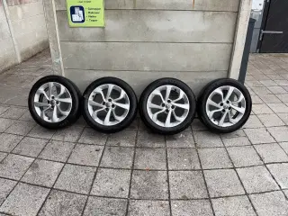 Original 16 tommer Opel Corsa fælge med sommerdæk
