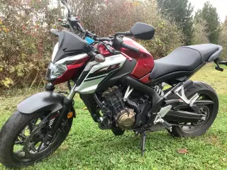 Honda CB 650 F 2018 kun 9600km super fin 