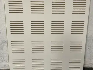 Akustik loftplade med 16 felter, 60x60 cm, hvid