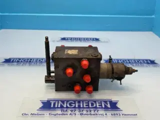 Claas Variant 385 Hydraulikventil 1094160